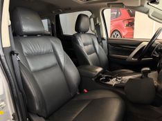 Mitsubishi Pajero Sport Hpe 2.4 4×4 2019/2020 COVEL VEICULOS ENCANTADO / Carros no Vale
