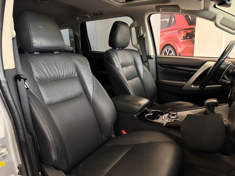 Mitsubishi Pajero Sport Hpe 2.4 4×4 2019/2020 COVEL VEICULOS ENCANTADO / Carros no Vale