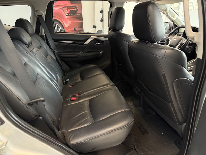 Mitsubishi Pajero Sport Hpe 2.4 4×4 2019/2020 COVEL VEICULOS ENCANTADO / Carros no Vale