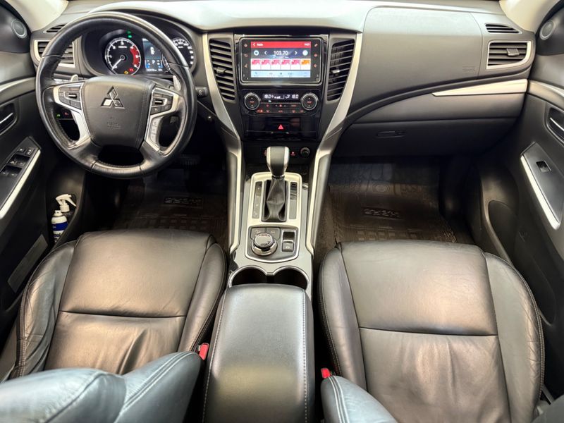 Mitsubishi Pajero Sport Hpe 2.4 4×4 2019/2020 COVEL VEICULOS ENCANTADO / Carros no Vale