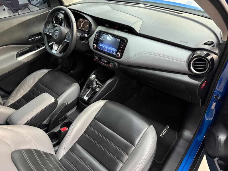 Nissan Kicks Exclusive 1.6 16v 2021/2022 COVEL VEICULOS ENCANTADO / Carros no Vale