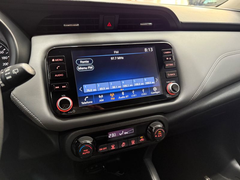 Nissan Kicks Exclusive 1.6 16v 2021/2022 COVEL VEICULOS ENCANTADO / Carros no Vale