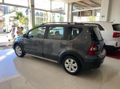 Nissan Livina 2013/2014 COVEL VEICULOS ENCANTADO / Carros no Vale