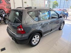 Nissan Livina 2013/2014 COVEL VEICULOS ENCANTADO / Carros no Vale
