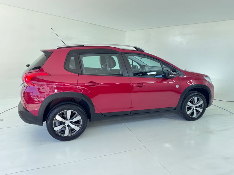 Peugeot 2008 Crossway 1.6 16v 2018/2019 COVEL VEICULOS ENCANTADO / Carros no Vale