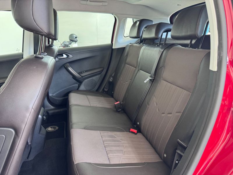 Peugeot 2008 Crossway 1.6 16v 2018/2019 COVEL VEICULOS ENCANTADO / Carros no Vale