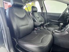 Peugeot 408 Allure 2.0 16v 2011/2012 COVEL VEICULOS ENCANTADO / Carros no Vale
