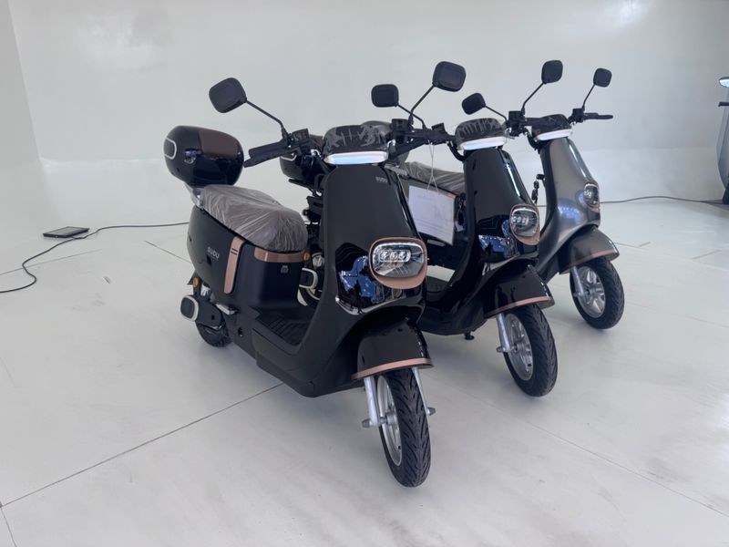 Sudu A3 Plus 2025/2025 COVEL VEICULOS ENCANTADO / Carros no Vale