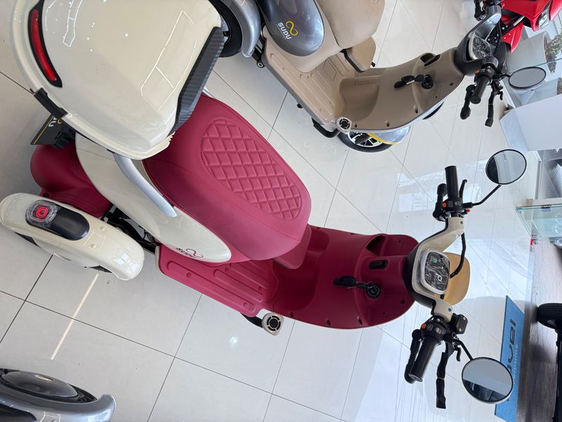 Sudu A3 Triciclo 2025/2025 COVEL VEICULOS ENCANTADO / Carros no Vale