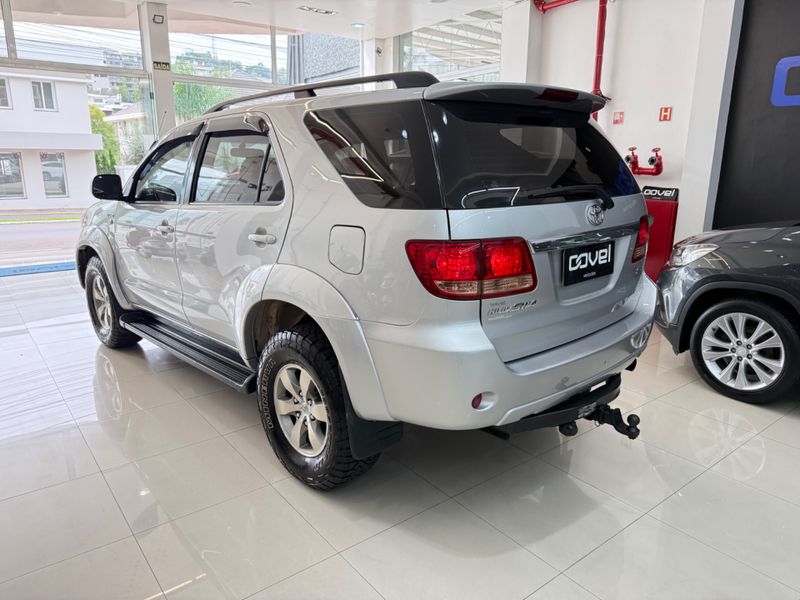 Toyota Hilux Sw4 Srv D4-d 4×4 3.0 Tdi Dies 2007/2007 COVEL VEICULOS ENCANTADO / Carros no Vale