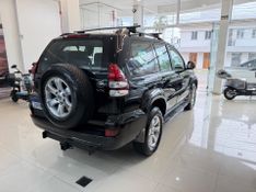 Toyota Land Cruiser Prado 4×4 2007/2008 COVEL VEICULOS ENCANTADO / Carros no Vale