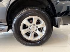 Toyota Land Cruiser Prado 4×4 2007/2008 COVEL VEICULOS ENCANTADO / Carros no Vale
