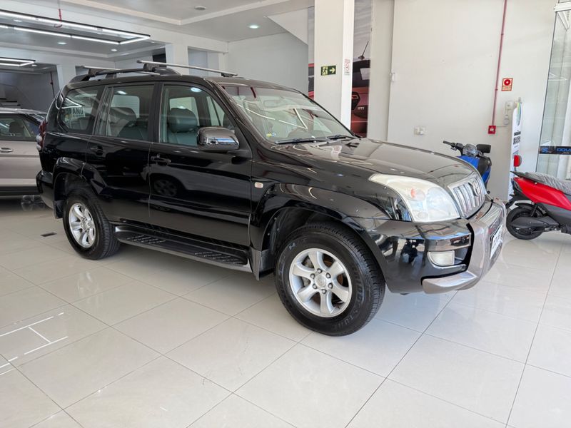 Toyota Land Cruiser Prado 4×4 2007/2008 COVEL VEICULOS ENCANTADO / Carros no Vale