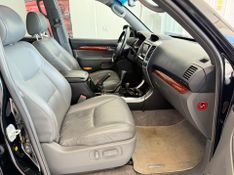 Toyota Land Cruiser Prado 4×4 2007/2008 COVEL VEICULOS ENCANTADO / Carros no Vale