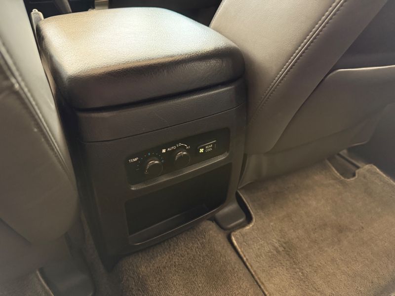 Toyota Land Cruiser Prado 4×4 2007/2008 COVEL VEICULOS ENCANTADO / Carros no Vale