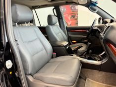 Toyota Land Cruiser Prado 4×4 2007/2008 COVEL VEICULOS ENCANTADO / Carros no Vale