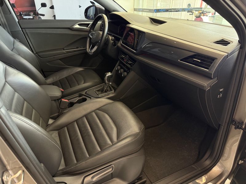 Volkswagen Taos 1.4 250 Tsi Highline 2021/2022 COVEL VEICULOS ENCANTADO / Carros no Vale
