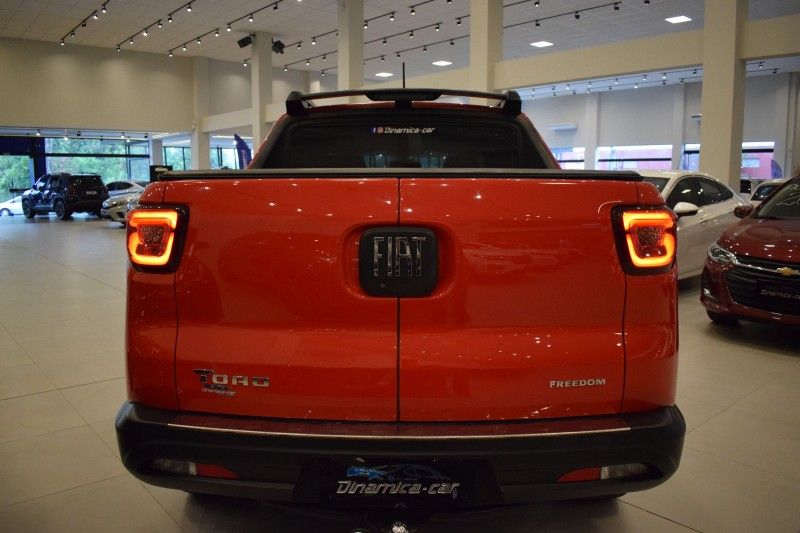 Fiat TORO FREEDOM 1.8 2021 DINAMICA-CAR VENÂNCIO AIRES / Carros no Vale