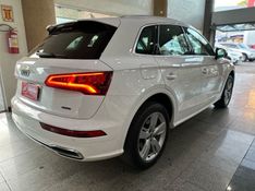 Audi Q5 S-LINE 2.0 TFSI 2019 HÉLIO AUTOMÓVEIS LAJEADO / Carros no Vale