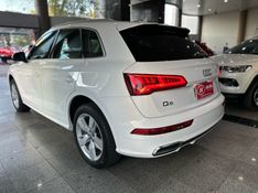 Audi Q5 S-LINE 2.0 TFSI 2019 HÉLIO AUTOMÓVEIS LAJEADO / Carros no Vale
