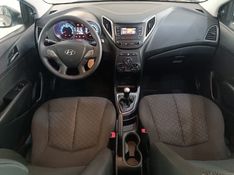 Hyundai HB20 UNIQUE 1.0 2019 HÉLIO AUTOMÓVEIS LAJEADO / Carros no Vale