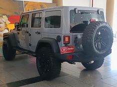 Jeep WRANGLER UNLIMITED SPORT 3.6 V6 2015 HÉLIO AUTOMÓVEIS LAJEADO / Carros no Vale