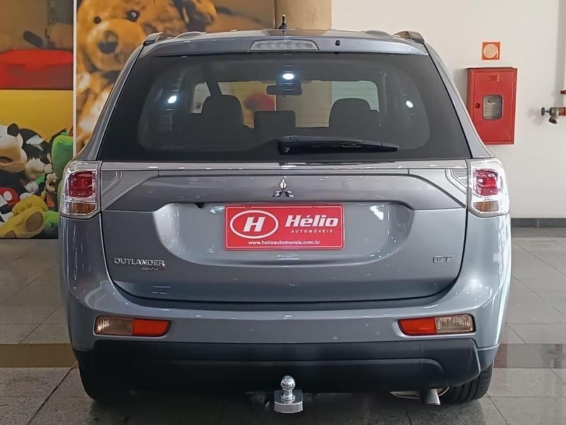 Mitsubishi OUTLANDER GT 3.0 2015 HÉLIO AUTOMÓVEIS LAJEADO / Carros no Vale