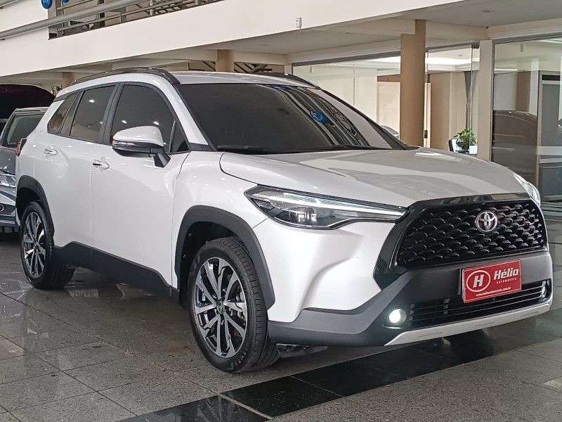 Toyota COROLLA CROSS XRE 2.0 2022 HÉLIO AUTOMÓVEIS LAJEADO / Carros no Vale