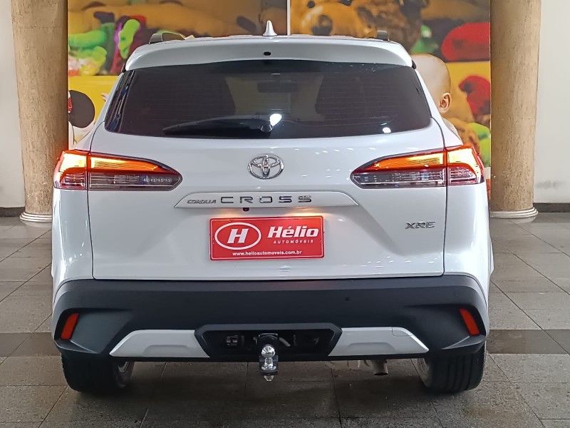 Toyota COROLLA CROSS XRE 2.0 2022 HÉLIO AUTOMÓVEIS LAJEADO / Carros no Vale