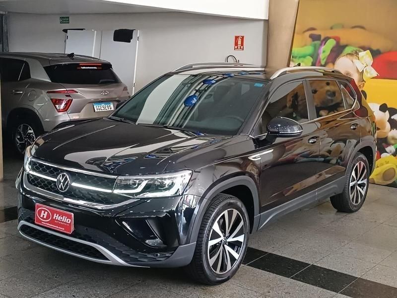 Volkswagen TAOS HIGHLINE 1.4 250 TSI 2022 HÉLIO AUTOMÓVEIS LAJEADO / Carros no Vale