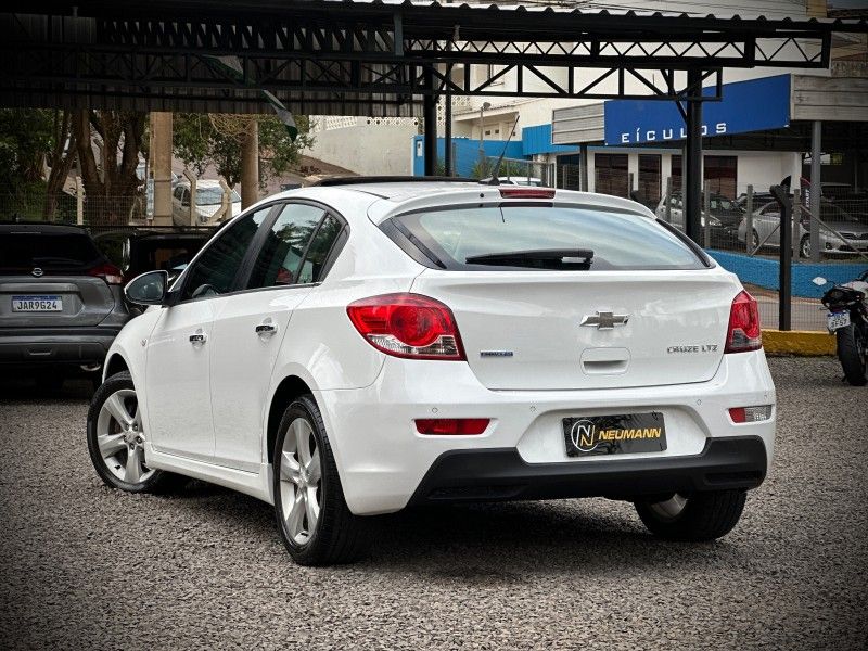 Chevrolet CRUZE SPORT LTZ 1.8 2013 NEUMANN VEÍCULOS ARROIO DO MEIO / Carros no Vale