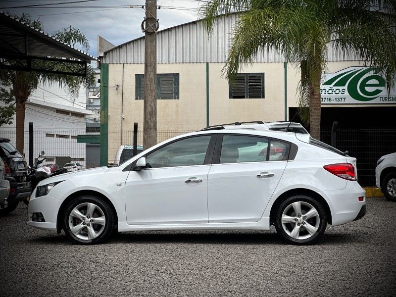 Chevrolet CRUZE SPORT LTZ 1.8 2013 NEUMANN VEÍCULOS ARROIO DO MEIO / Carros no Vale