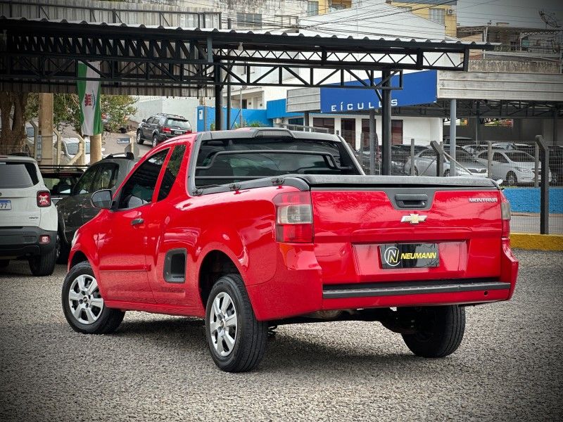Chevrolet MONTANA LS 1.4 2015 NEUMANN VEÍCULOS ARROIO DO MEIO / Carros no Vale