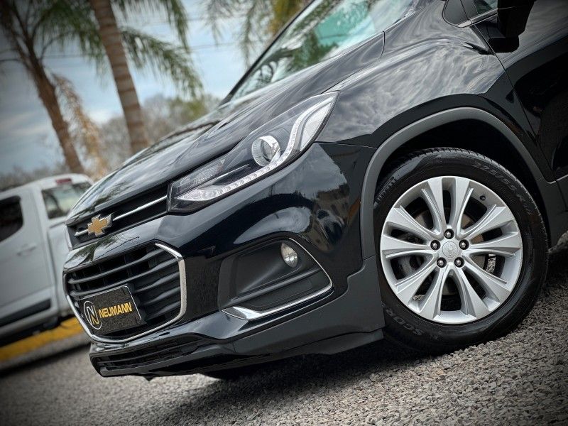 Chevrolet TRACKER PREMIER 1.4 TURBO 2018 NEUMANN VEÍCULOS ARROIO DO MEIO / Carros no Vale