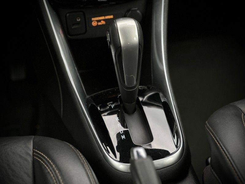 Chevrolet TRACKER PREMIER 1.4 TURBO 2018 NEUMANN VEÍCULOS ARROIO DO MEIO / Carros no Vale