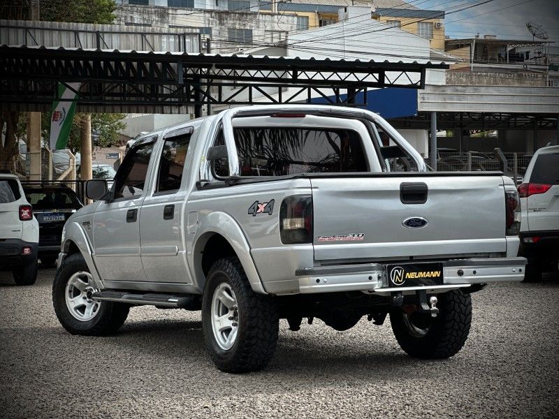 Ford RANGER XLS 3.0 TB-IC 2005 NEUMANN VEÍCULOS ARROIO DO MEIO / Carros no Vale