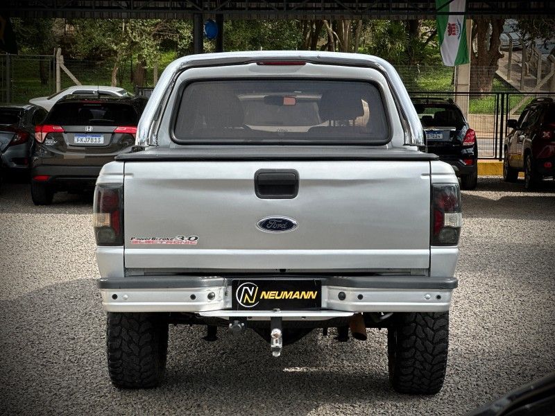 Ford RANGER XLS 3.0 TB-IC 2005 NEUMANN VEÍCULOS ARROIO DO MEIO / Carros no Vale