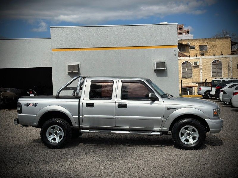 Ford RANGER XLS 3.0 TB-IC 2005 NEUMANN VEÍCULOS ARROIO DO MEIO / Carros no Vale