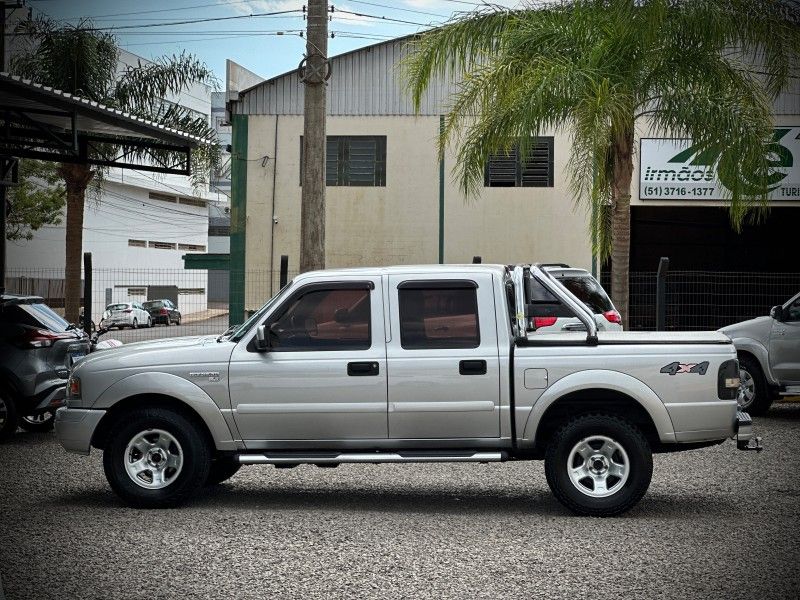 Ford RANGER XLS 3.0 TB-IC 2005 NEUMANN VEÍCULOS ARROIO DO MEIO / Carros no Vale