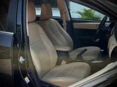 Toyota COROLLA ALTIS 2.0 2018 NEUMANN VEÍCULOS ARROIO DO MEIO / Carros no Vale