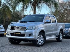 Toyota HILUX CAB.DUPLA SRV 3.0 TB-IC 2013 NEUMANN VEÍCULOS ARROIO DO MEIO / Carros no Vale