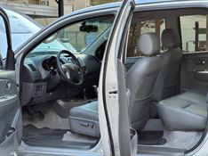 Toyota HILUX CAB.DUPLA SRV 3.0 TB-IC 2013 NEUMANN VEÍCULOS ARROIO DO MEIO / Carros no Vale