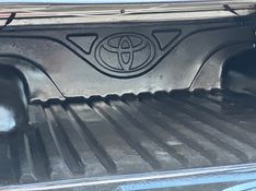 Toyota HILUX CAB.DUPLA SRV 3.0 TB-IC 2013 NEUMANN VEÍCULOS ARROIO DO MEIO / Carros no Vale
