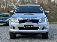 Toyota HILUX CAB.DUPLA SRV 3.0 TB-IC 2013 NEUMANN VEÍCULOS ARROIO DO MEIO / Carros no Vale