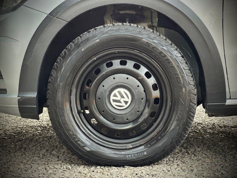 Volkswagen SAVEIRO TRENDLINE 1.6 2018 NEUMANN VEÍCULOS ARROIO DO MEIO / Carros no Vale