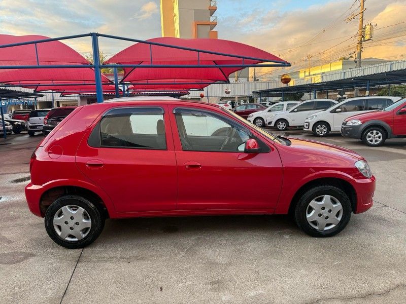 Chevrolet CELTA LT 1.0 8V 2012 FERREIRA VEÍCULOS VENÂNCIO AIRES / Carros no Vale