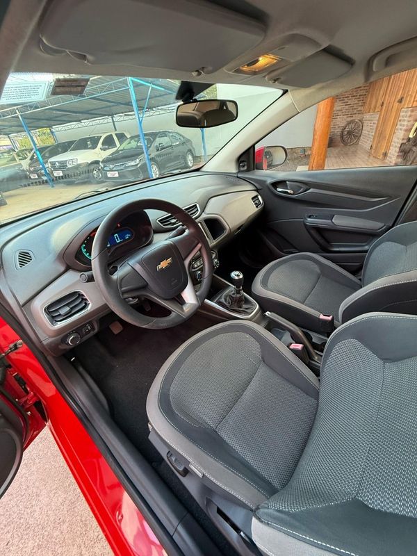 Chevrolet PRISMA LT 1.4 8V 2014 FERREIRA VEÍCULOS VENÂNCIO AIRES / Carros no Vale