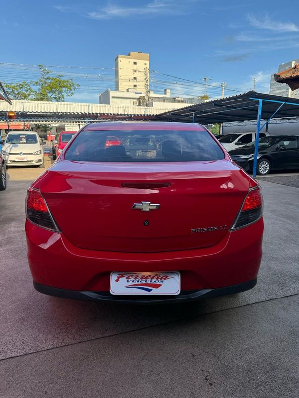 Chevrolet PRISMA LT 1.4 8V 2014 FERREIRA VEÍCULOS VENÂNCIO AIRES / Carros no Vale