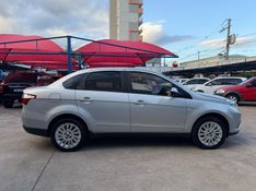 Fiat GRAND SIENA ESSENCE 1.6 2015 FERREIRA VEÍCULOS VENÂNCIO AIRES / Carros no Vale