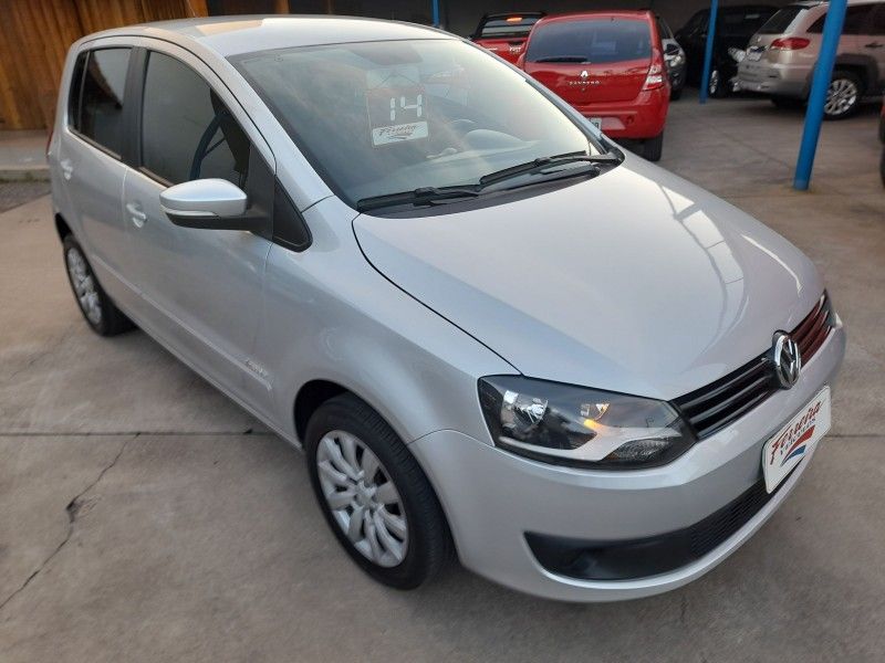 Volkswagen FOX 1.6 2014 FERREIRA VEÍCULOS VENÂNCIO AIRES / Carros no Vale